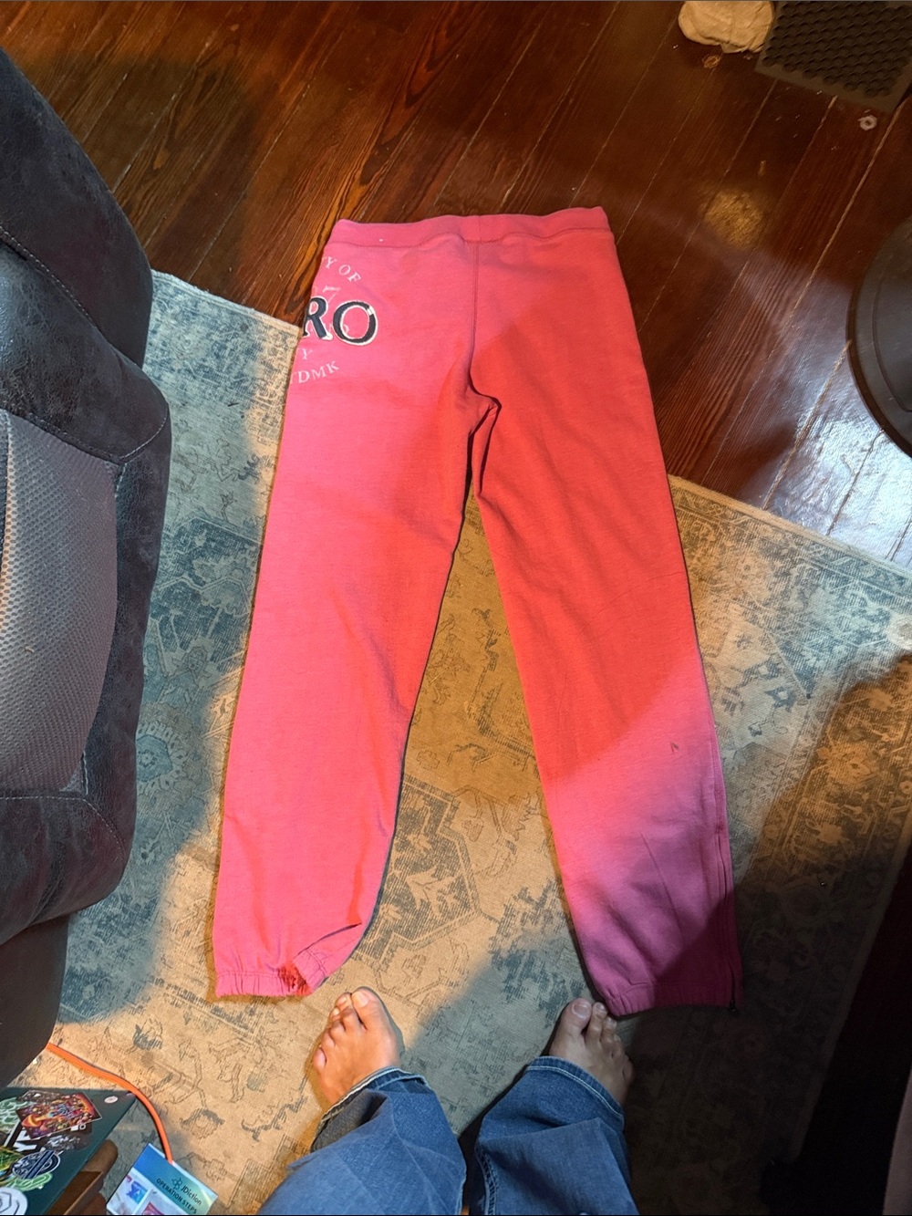Aeropostale Bright Pink Girls' Jogger Sweatpants - Picture 2 of 4
